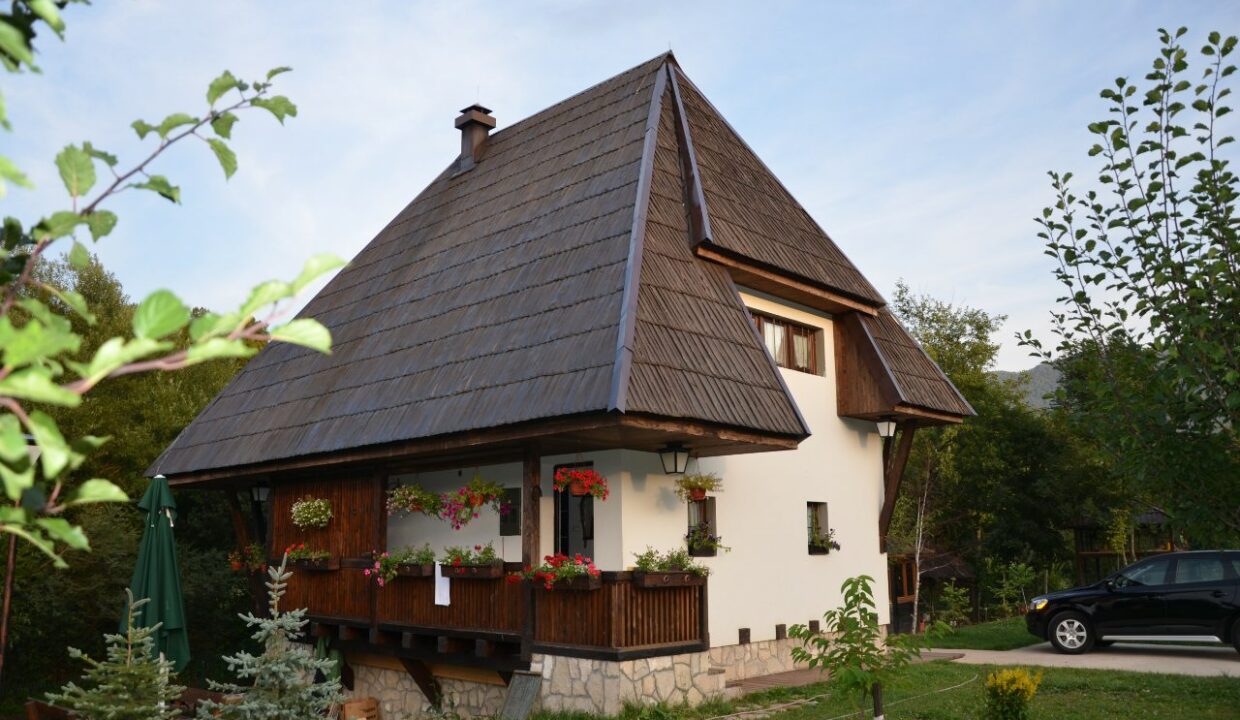 4. Dure slika