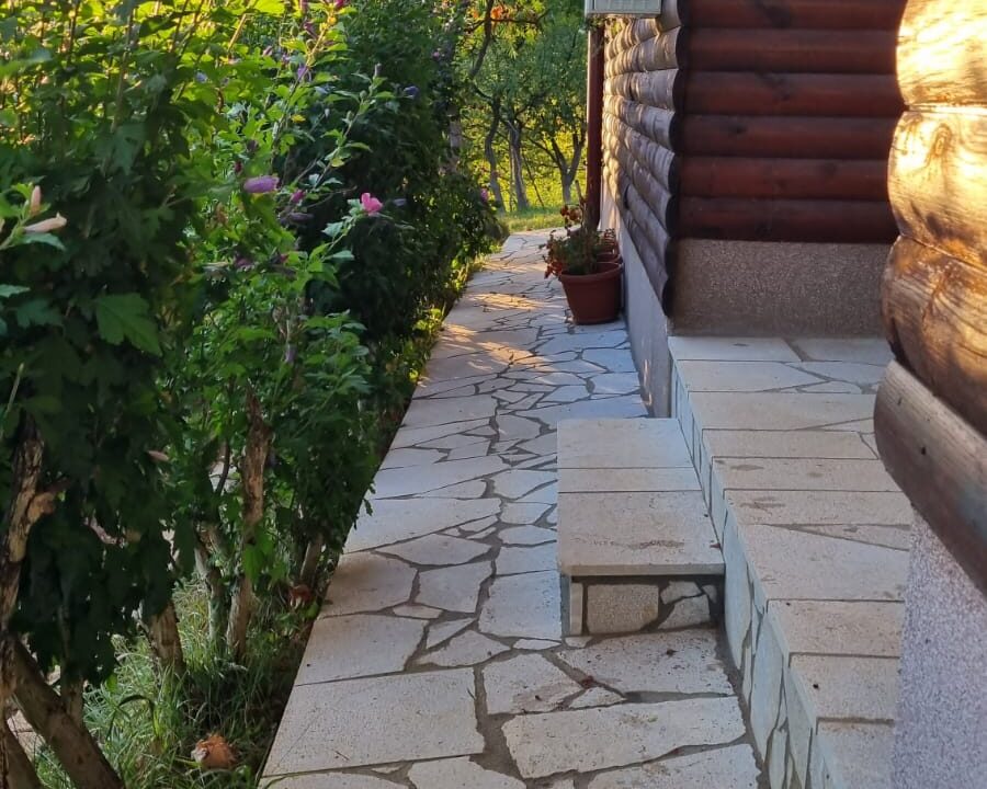Ahatovići10