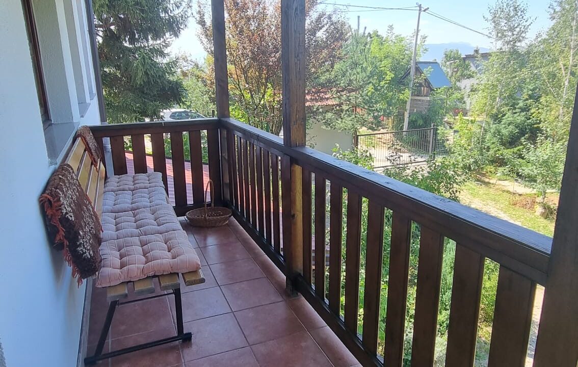 Nahorevo kuca 9